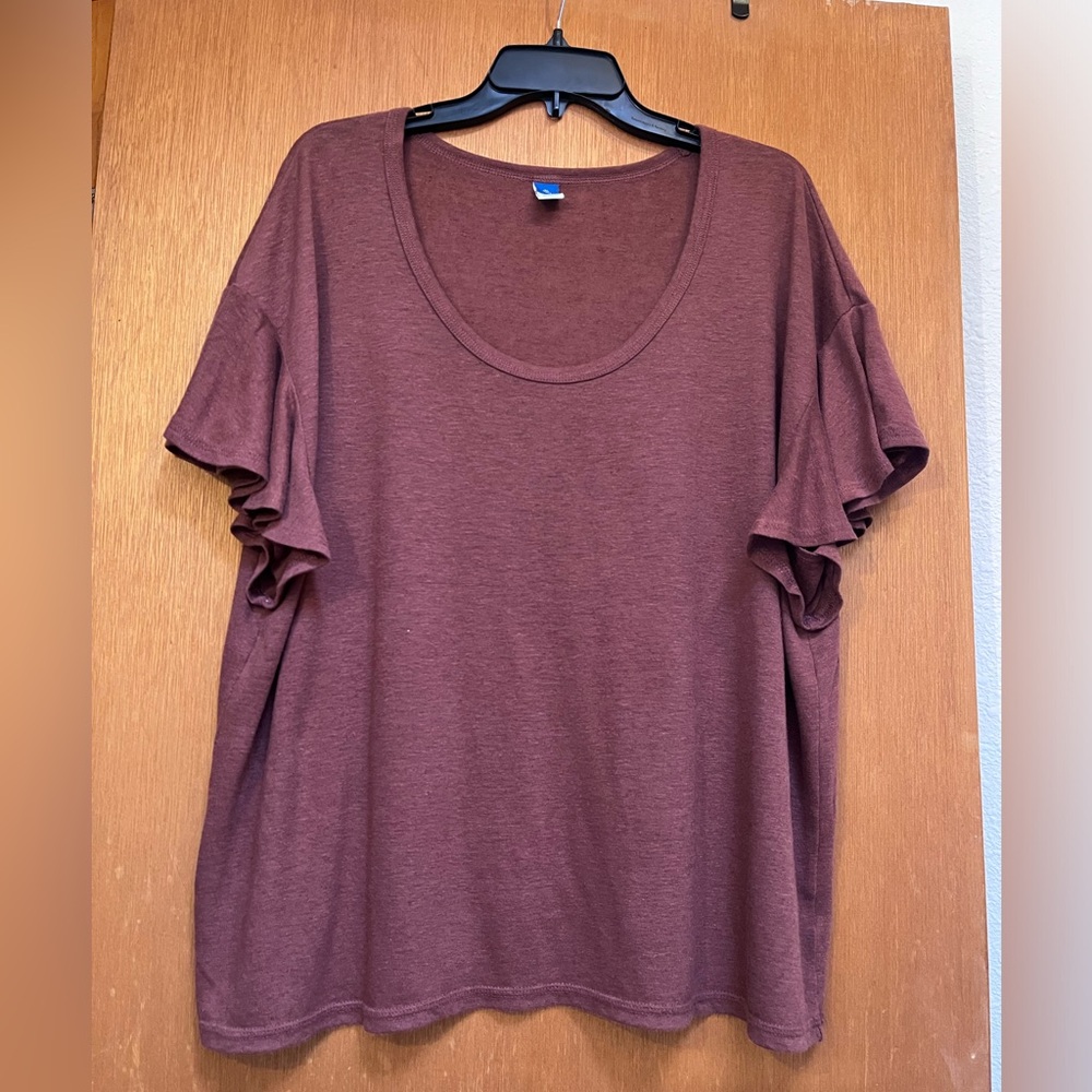Old Navy Women’s shirt size xl tall